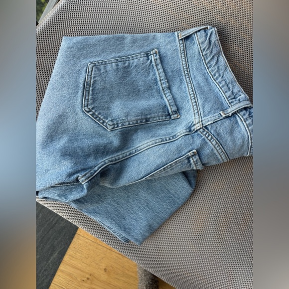 Agolde Riley High Rise Crop in Hassle - Picture 4 of 4